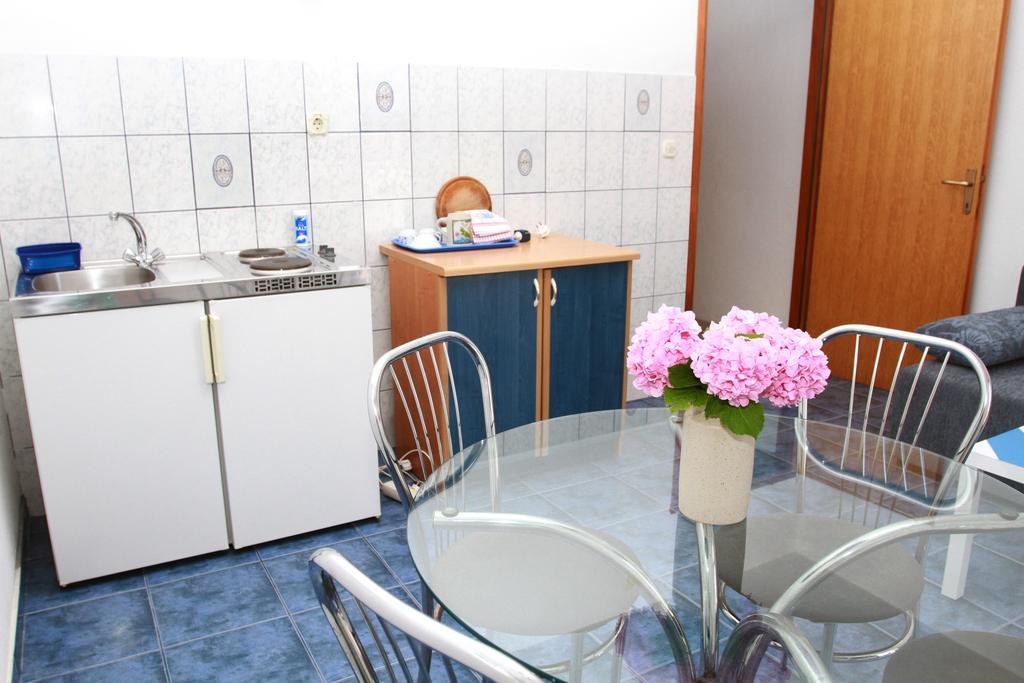 Apartments Sanader Okrug Gornji Værelse billede